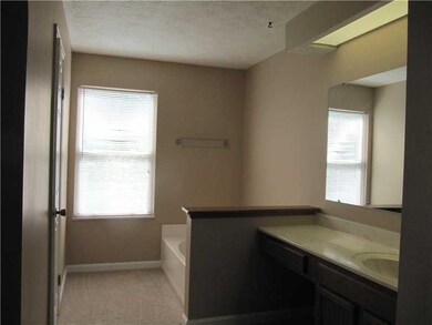 Master Bath/Spa.
