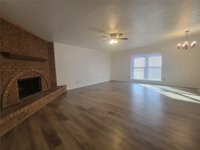 424 Green Canyon Dr, Mesquite, TX 75150 - photo 2