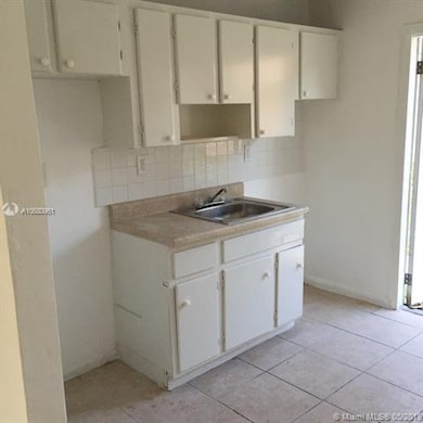 726 21st St unit 2, West Palm Beach, FL 33407 - photo 3