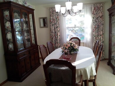 1439 Devonhurst Dr, Columbus, OH 43232 - photo 4