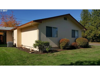 605 SW 1st St, Sheridan, OR 97378 - photo 7