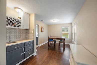 8426 Pine Falls Dr, Houston, TX 77095 - photo 6