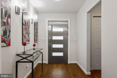 5429 Southport Ln, Fairfax, VA 22032 - photo 2