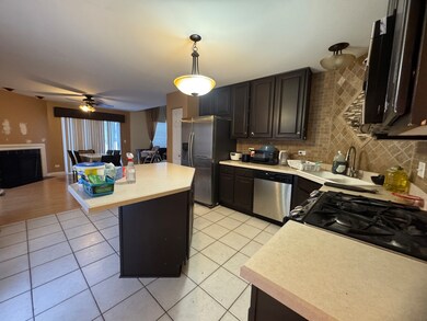 3281 Cool Springs Ct, Naperville, IL 60564 - photo 5