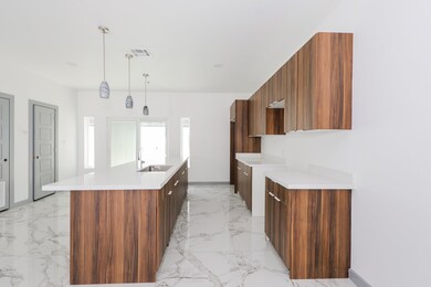 1011 Emerald Valley Dr unit 28 D, Laredo, TX 78043 - photo 5