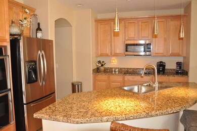 17642_W_Ironwood_kitchenEEE