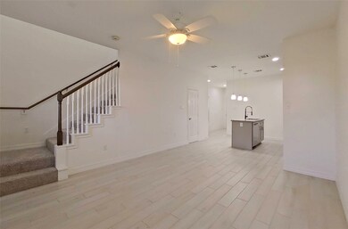 7209 Carver Rd unit B, Houston, TX 77088 - photo 7