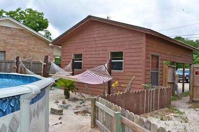 2120 Hollyhill Rd, Pensacola, FL 32526 - photo 7