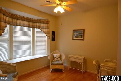 809 S Marshview Rd unit 809, Stewartstown, PA 17363 - photo 5