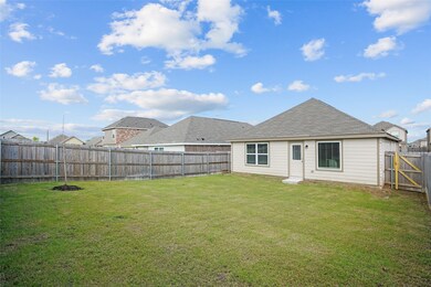 1708 Luke St, Ennis, TX 75119 - photo 4