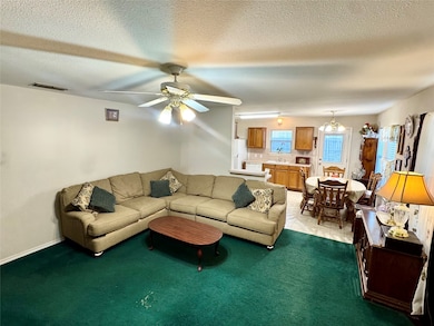 314 Rouen Dr, Port Lavaca, TX 77979 - photo 2