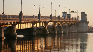 StAug_BridgeLions
