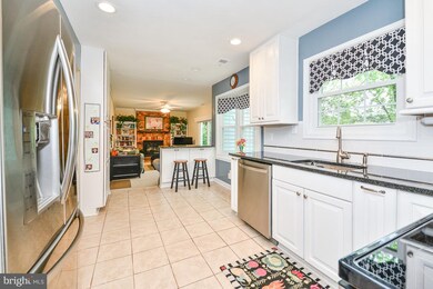 1617 Nathan Ln, Herndon, VA 20170 - photo 4