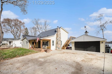 3802 Highland Ct, Highland, MI 48356 - photo 4