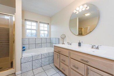 1521 N Mcaree Rd, Waukegan, IL 60085 - photo 5