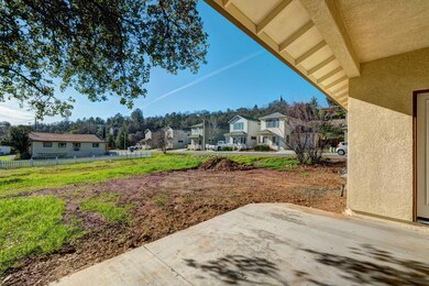 1867 Henry Ave, Redding, CA 96001 - photo 7