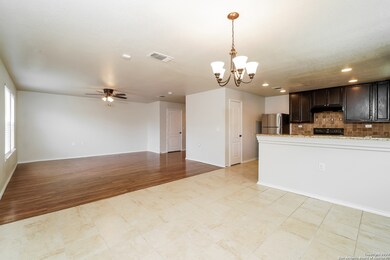 7435 Bluebonnet Bay, San Antonio, TX 78218 - photo 5