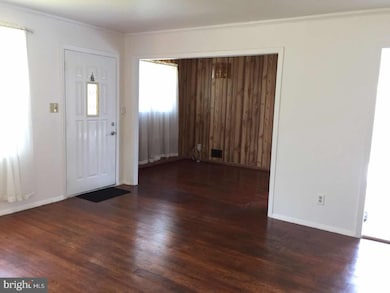 9819 Robinson Blvd, Laurel, MD 20723 - photo 3