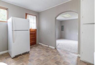 686 Pierce Ave, Columbus, OH 43213 - photo 4