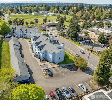 12025 SE 60th St unit B, Bellevue, WA 98006 - photo 3