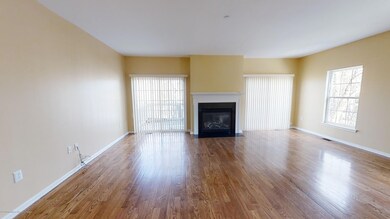 34-W-Aspen-greatroom fireplace
