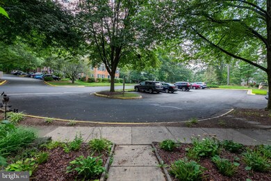 2404 Albot Rd, Reston, VA 20191 - photo 6