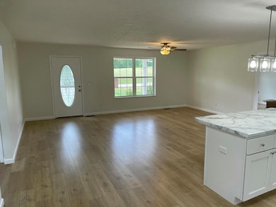 825 Quiet Oaks Way, Dandridge, TN 37725 - photo 5