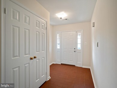 5917 Munson Ct, Falls Church, VA 22041 - photo 7