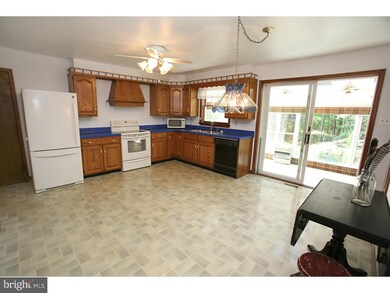 953 Martha Blvd, Atco, NJ 08004 - photo 6