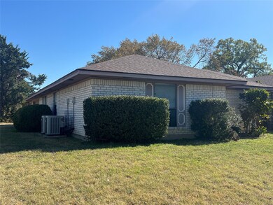 6403 San Juan Ave unit 6401, Fort Worth, TX 76133 - photo 2