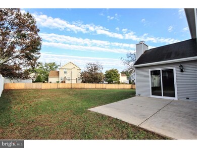 324 Hunters Rd, Swedesboro, NJ 08085 - photo 4