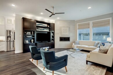 974 W 42nd St, Houston, TX 77018 - photo 4