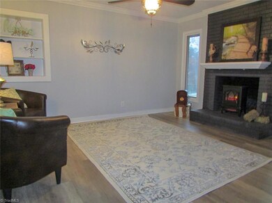 5714 Dora Place, Greensboro, NC 27406 - photo 7