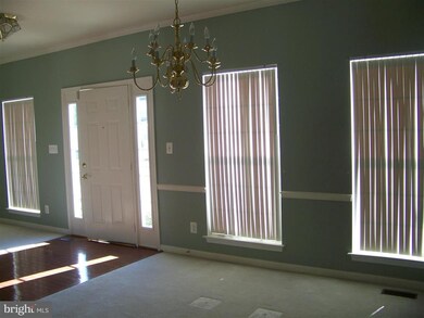 3082 Azalea Sands Ln, Dumfries, VA 22026 - photo 3