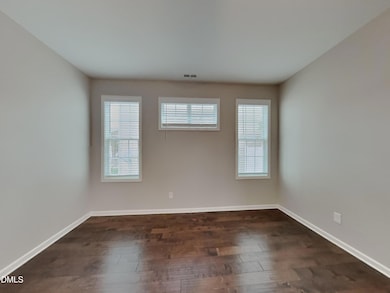 1_pc_LCxemks967_23jGuYzzmr_layout_1