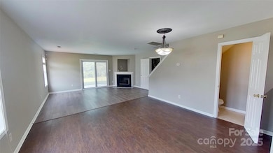 1217 Triece Ln, Charlotte, NC 28215 - photo 2