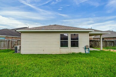 8807 Stratfield Ln, Houston, TX 77075 - photo 7
