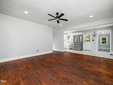 7-web-or-mls-4428 W River-12