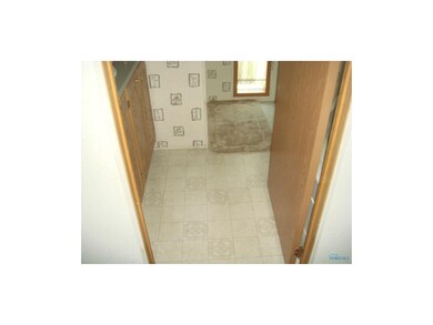 715 E East N, West Unity, OH 43570 - photo 3