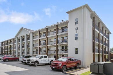 Veterans Blvd U212 (3)