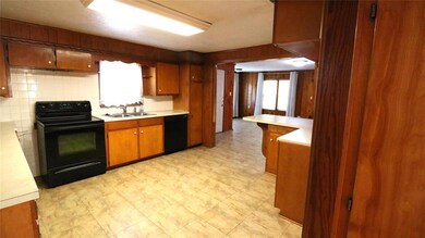 1401 S Hatcher St, Decatur, TX 76234 - photo 7