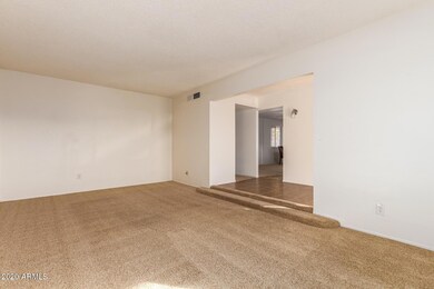 446 E Loyola Dr, Tempe, AZ 85282 - photo 7