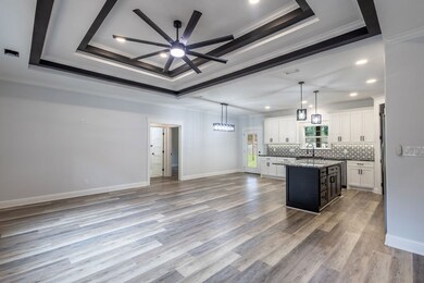 517 Northern Oak St, Nacogdoches, TX 75964 - photo 2