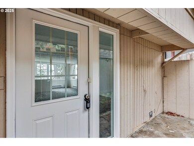 105 Lois Ln, Bingen, WA 98605 - photo 5