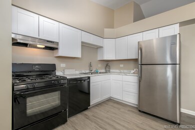 1444 Westglen Dr, Naperville, IL 60565 - photo 6