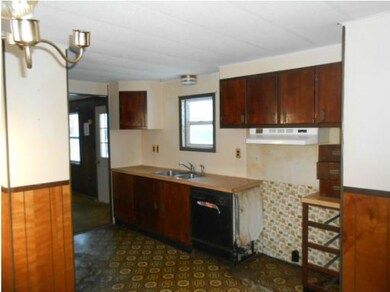 12 Palace Dr, Sanford, ME 04073 - photo 2