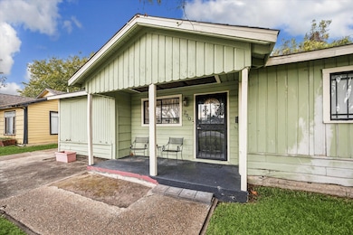 230 Hyta St, Houston, TX 77018 - photo 3
