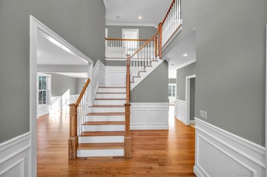 105 (Option B) Crosby Rd, Glastonbury, CT 06033 - photo 2