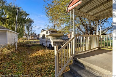 28 E James St, River Rouge, MI 48218 - photo 5