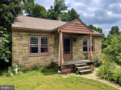 3981 N Sherman Street Extension, Mount Wolf, PA 17347 - photo 2